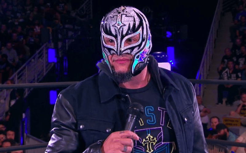 Rey Mysterio’s Mask Ripped Off & Challenge Issued at Tonight’s NJPW Long Beach Show