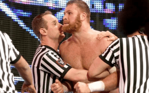 Sami Zayn Unloads on Fan for Bigoted Comment