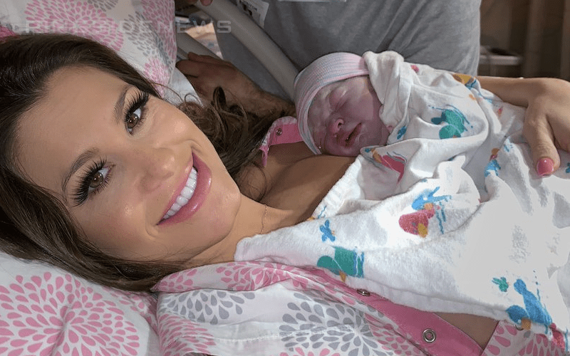 Former Knockout Brooke Adams Gives Birth to Baby Girl