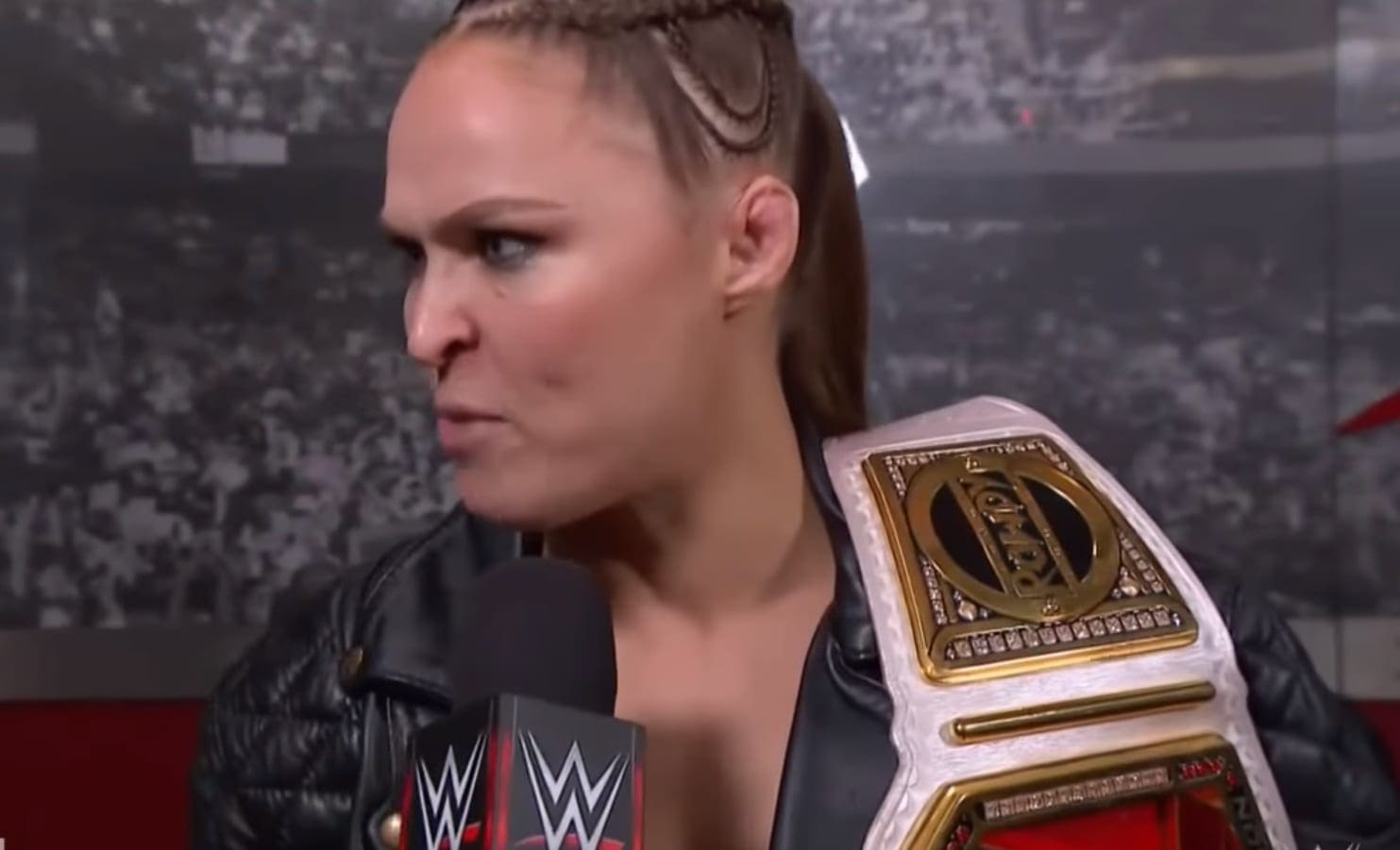 Ronda Rousey Forgot To Bring Her Women’s Title To WWE RAW This Week