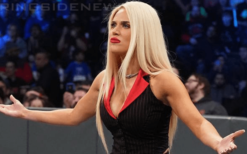 Lana Trashes WWE Fans For Turning On Rusev