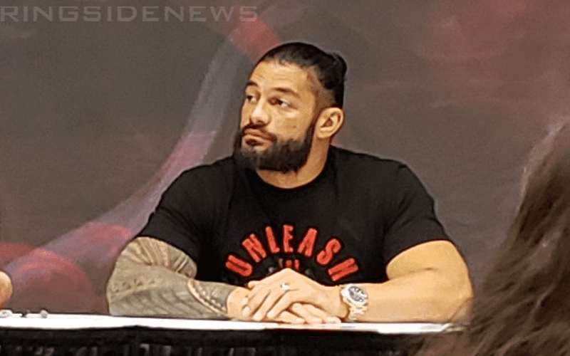 Fans At Roman Reigns Appearance Banned From Touching Due To People Grabbing His Butt & Kissing Him