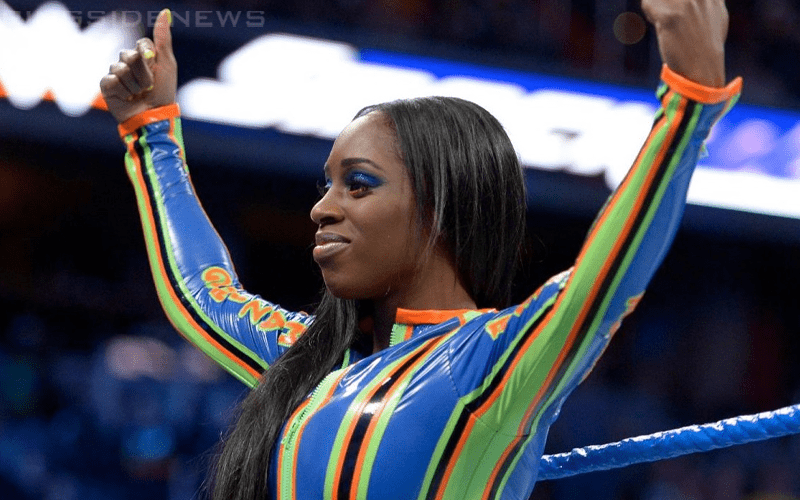 Naomi Shows Off Change To Her Hair