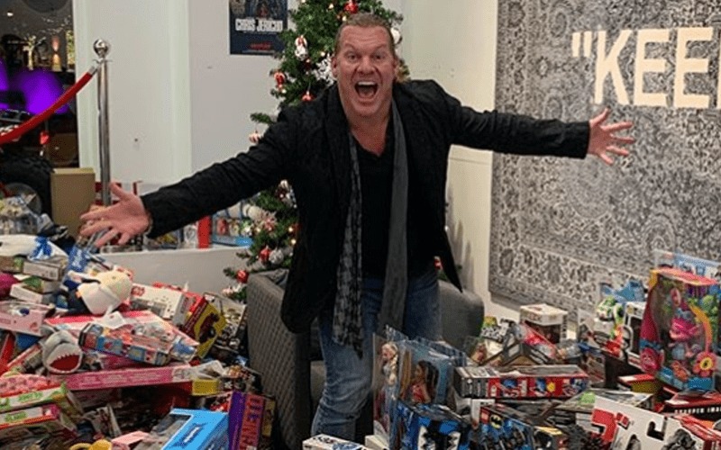 Chris Jericho Is Le Champion Of Charity After Huge Donations At Event