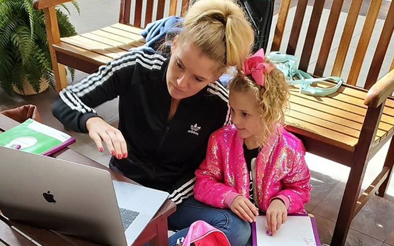 Lacey Evans Talks Homeschooling Daughter & Maintaining WWE Schedule