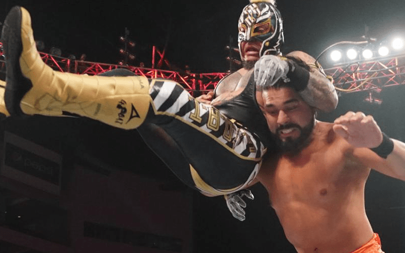 Rey Mysterio’s Injury Status Following Brutal Ladder Match On WWE RAW