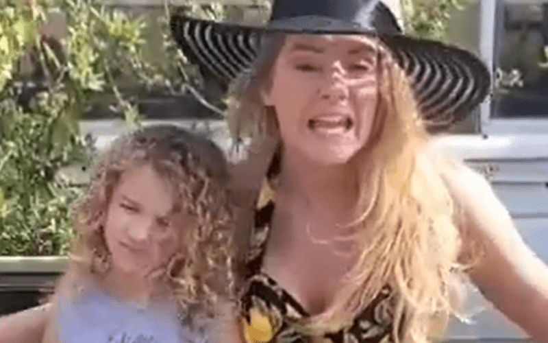 Lacey Evans & Daughter Are Giving Quarantine Tips
