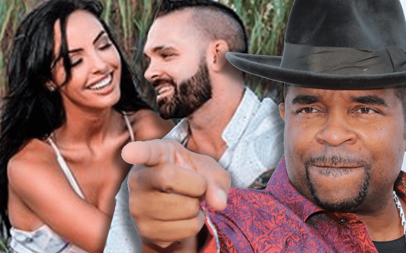 Peyton Royce Catches Shawn Spears Singing Sir Mix-A-Lot