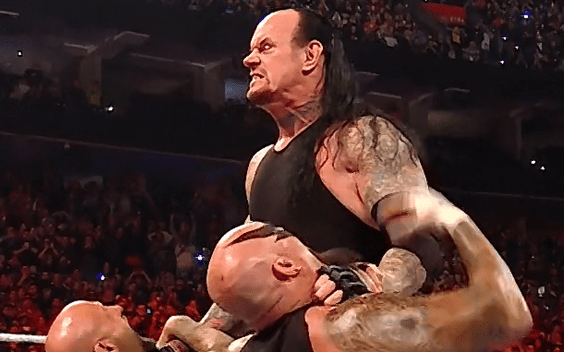 The Undertaker Returns At WWE Elimination Chamber