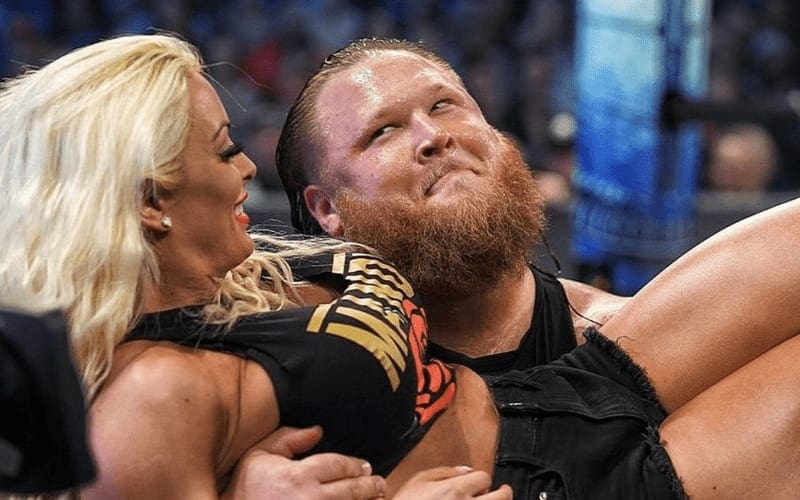 Mandy Rose Reveals What Swayed Her To Hook Up With Otis On WWE Television