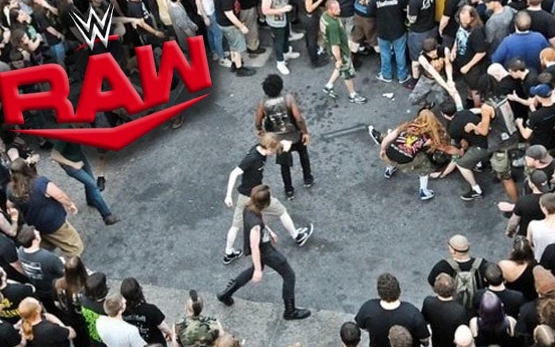 WWE Wanted A ‘Mosh Pit Party’ Atmosphere With Live Crowd On RAW