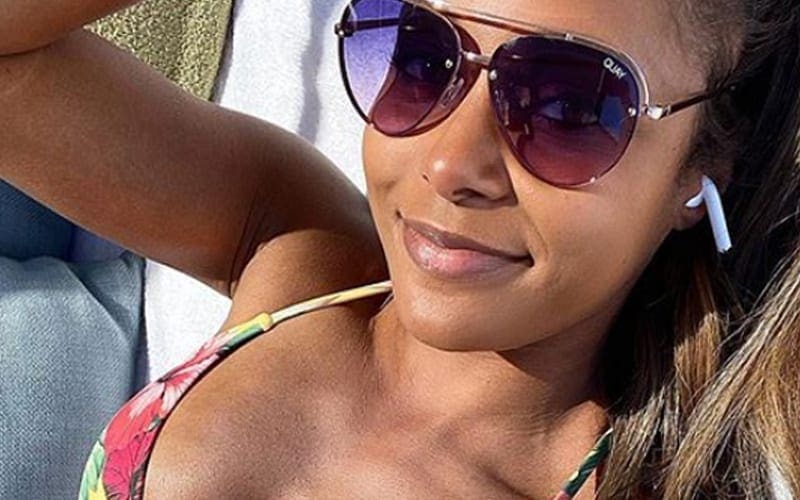 Brandi Rhodes Isn’t In The Mood To Take Crap In New Thirst Trap Photo