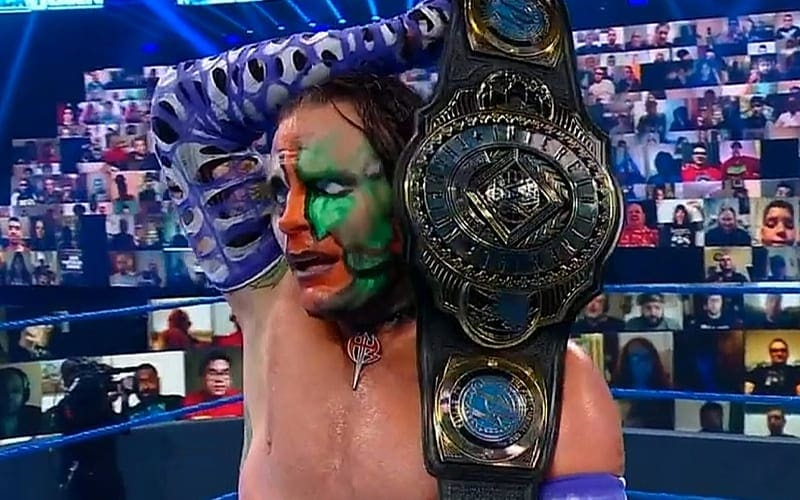 Jeff Hardy Wins WWE IC Title In ThunderDome On SmackDown