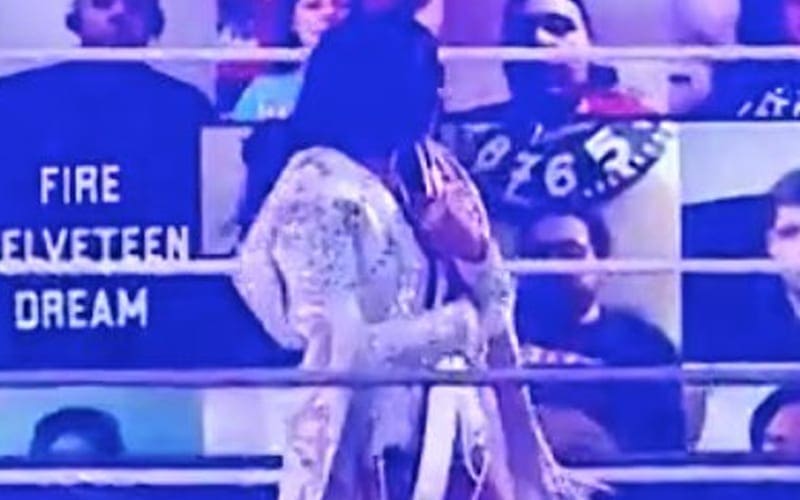 Fan Uses WWE SummerSlam ThunderDome Seat To Say ‘Fire Velveteen Dream’