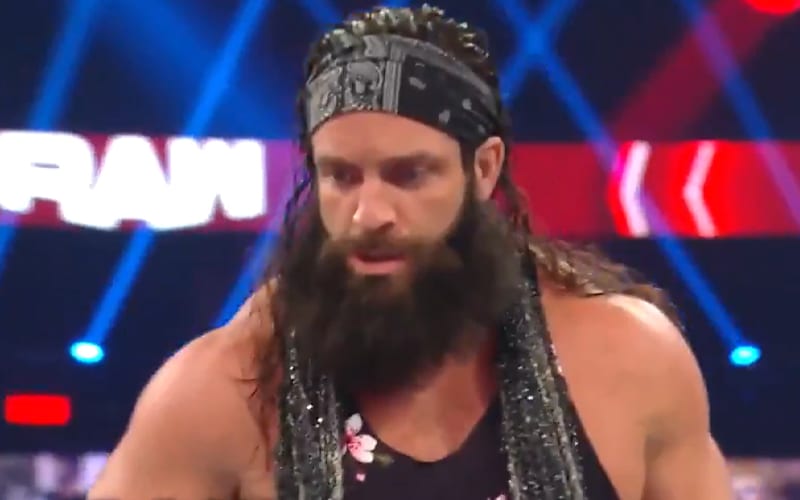 Elias Returns During WWE RAW