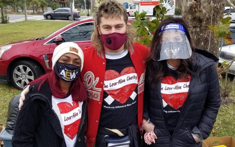 AEW Stars Give Back To Homeless In Jacksonville