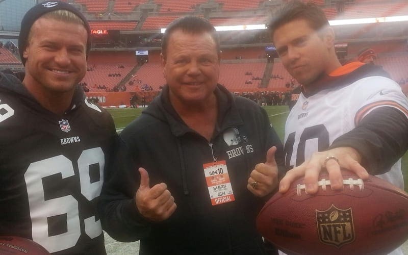 Jerry Lawler & WWE Superstars Take In Cleveland Browns Playoff Game