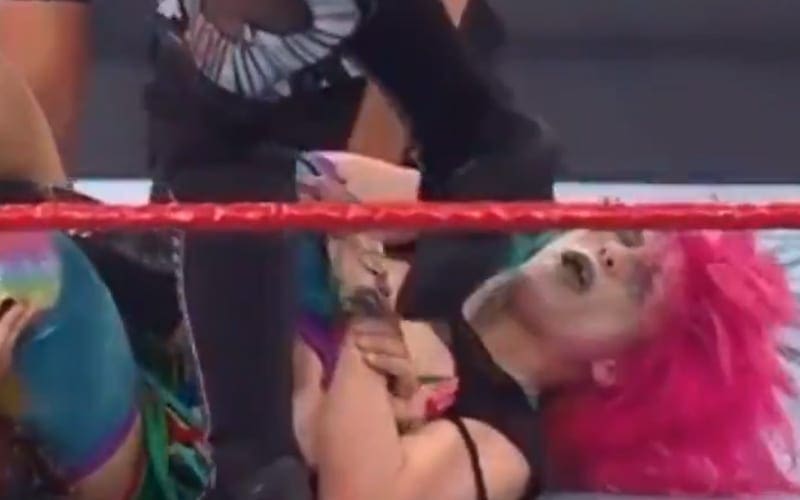 Asuka Loses Tooth Thanks To Shayna Baszler Kicking Her In The Face On WWE RAW