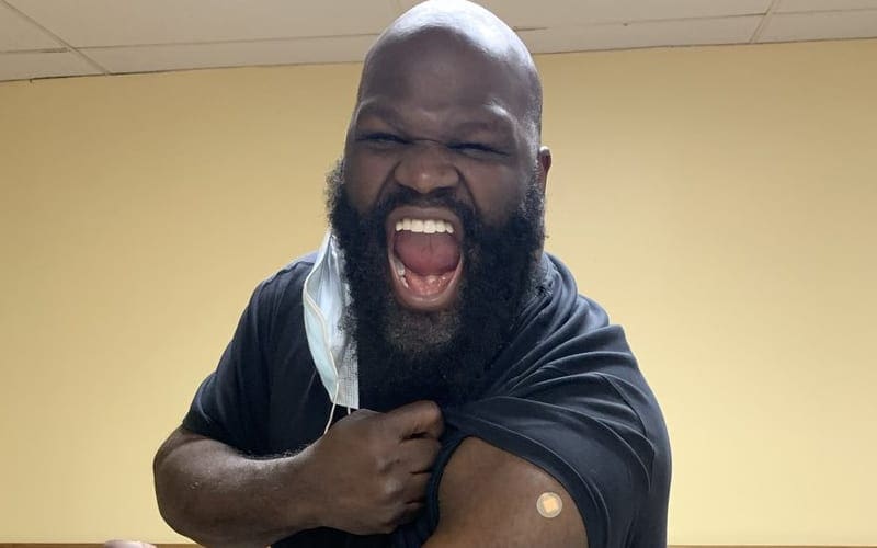 Mark Henry Gets First Dose Of COVID-19 Vaccine