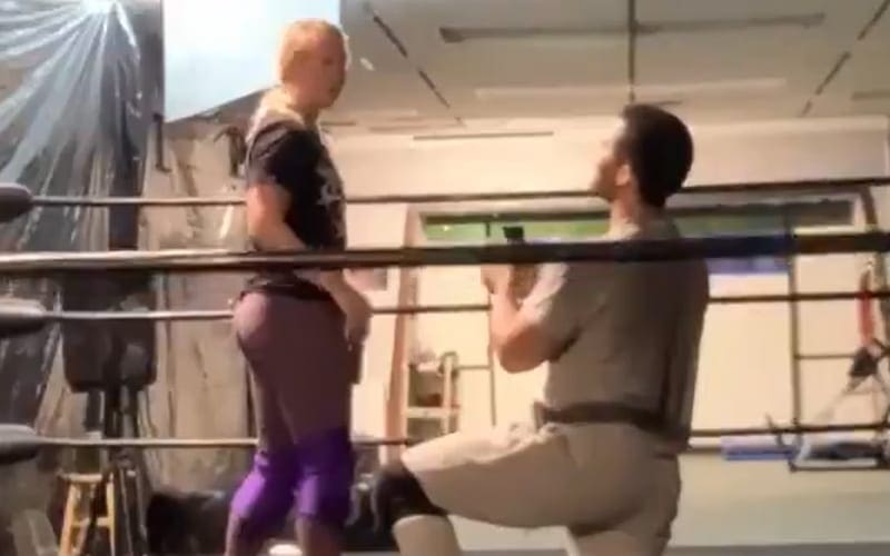 Surprise Marriage Proposal During Pro Wrestling Training Goes Viral