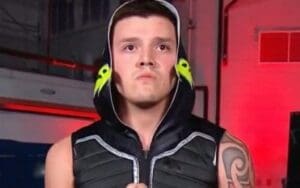 Dominik Mysterio Loses Spot On WWE RAW Men’s Survivor Series Team Dominik Mysterio Could Still Wear End Up Wearing A Mask