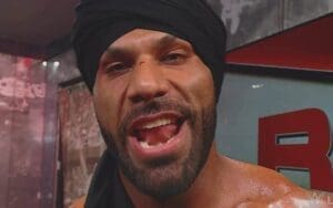 Jinder Mahal Makes Return To WWE RAW With New Stable Jinder Mahal Makes Return To WWE RAW With New Stable