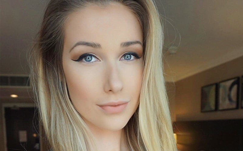 Noelle Foley Proves Hearing Aids Can Be Sexy In Stunning Video Drop