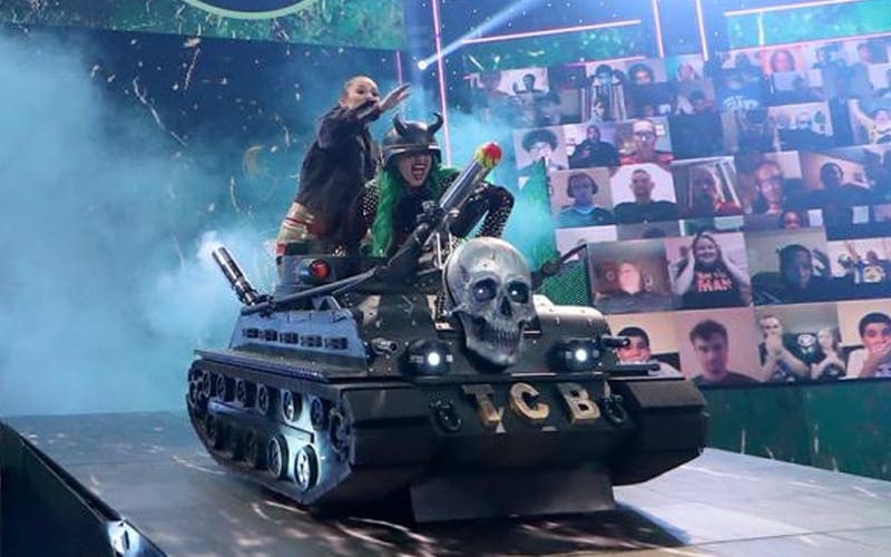 Shotzi Blackheart Explains What Bringing Tank To WWE SmackDown Means