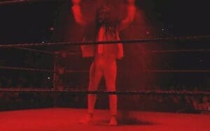 Edge Hits Seth Rollins With ‘Brood Bath’ On WWE SmackDown Edge Hits Seth Rollins With 'Brood Bath' On WWE SmackDown