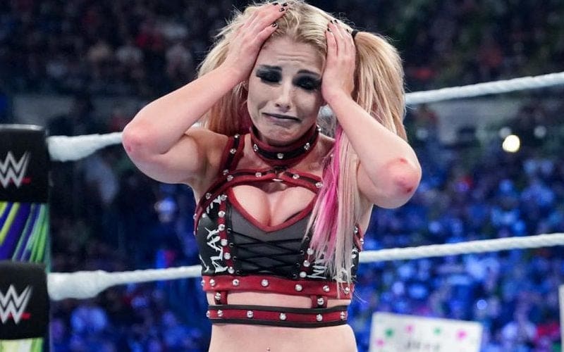 Alexa Bliss Vents About Travel Nightmare At Airport