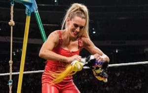 Fans In Attendance At WWE RAW Squash Report Of Mass Exit During Alexa Bliss & Charlotte Flair Segment Fans In Attendance At WWE RAW Squash Report Of Mass Exit During Alexa Bliss & Charlotte Flair Segment