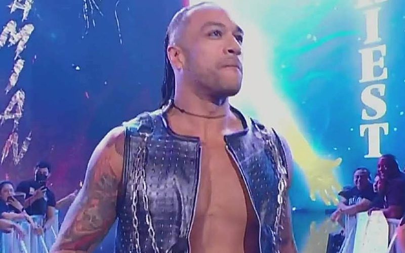 Fans React To Damian Priest’s New Entrance On WWE RAW