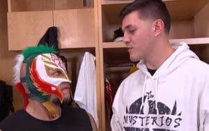 Dominik Mysterio Convinced Rey Mysterio To Not Retire In 2019 Rey Mysterio & Dominik Mysterio Set To Break Up Soon