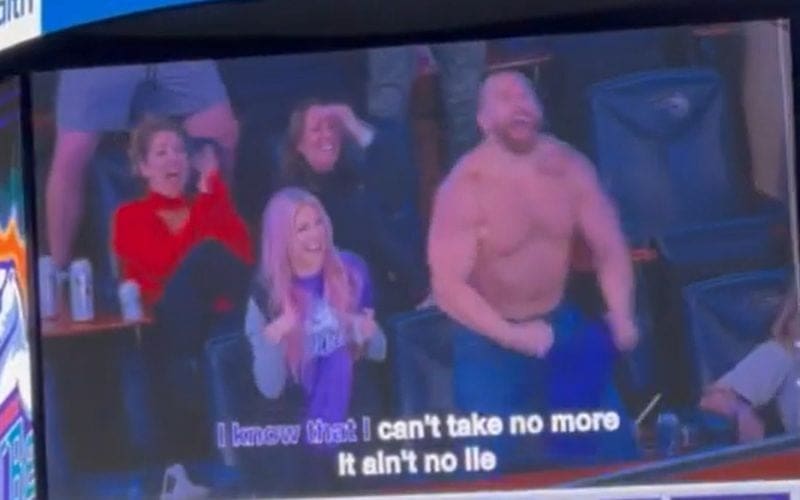 Mojo Rawley Goes Ham & Rips Off Shirt At Hockey Game With Alexa Bliss