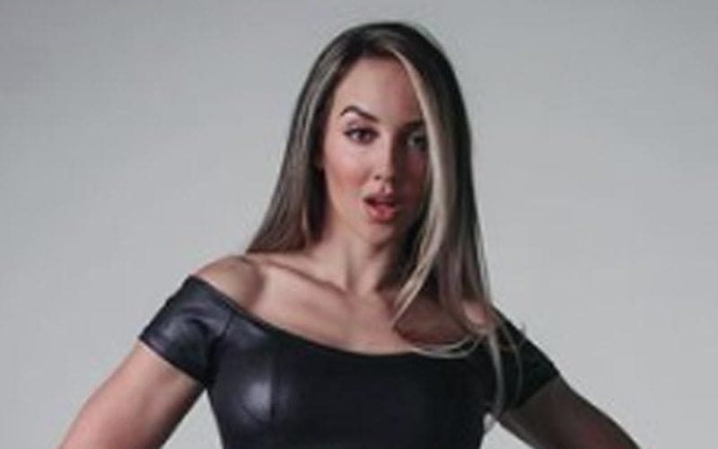 Chelsea Green Stuns In Skimpy Black Leather Outfit
