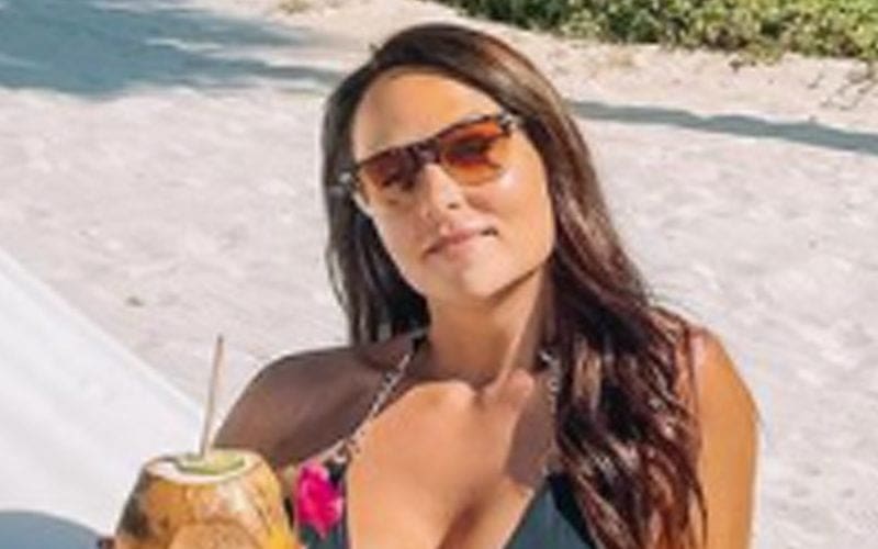 Tenille Dashwood Cares About The Little Things In Stunning Bikini Drop