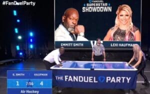 Alexa Bliss Took On NFL Legend Emmitt Smith In Air Hockey Before Super Bowl LVI Alexa Bliss Took On NFL Legend Emmitt Smith In Air Hockey Before Super Bowl LVI