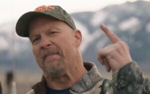 ‘Stone Cold’ Steve Austin Accepts Kevin Owens’ WrestleMania Invitation 'Stone Cold' Steve Austin Accepts Kevin Owens' WrestleMania Invitation