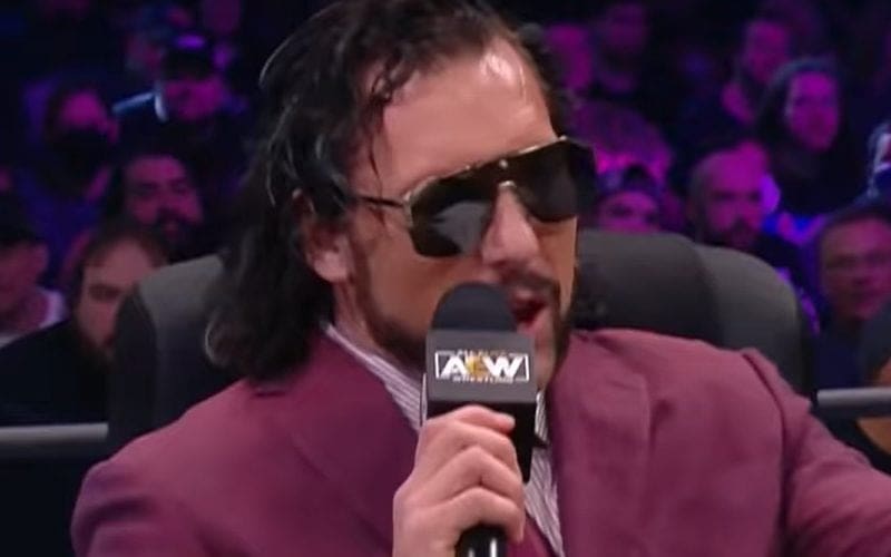 Kenny Omega Has Perfect Response To A Fan Calling His Matches Mid