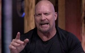 Steve Austin Confirms He’s Getting Back Into ‘In-Ring Shape’ Steve Austin Confirms He's Getting Back Into 'In-Ring Shape'