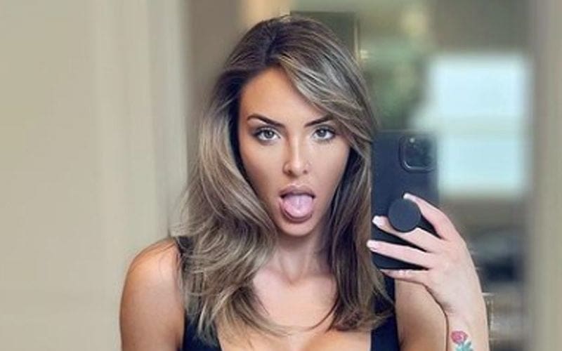 Cassie Lee Has A Good Hair Day In Revealing Photo Drop