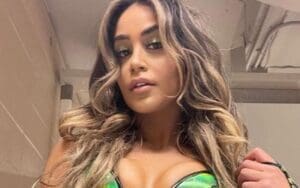 Aliyah Feels Cute In Stunning Green Ring Gear Photo Drop Aliyah Feels Cute In Stunning Green Ring Gear Photo Drop