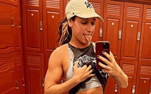 Jacy Jayne Shows Off Dedication With Stunning Abs Display