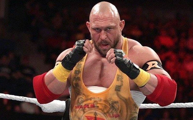 Ryback Turns Off Twitter Replies As Fans Continue Dragging Him