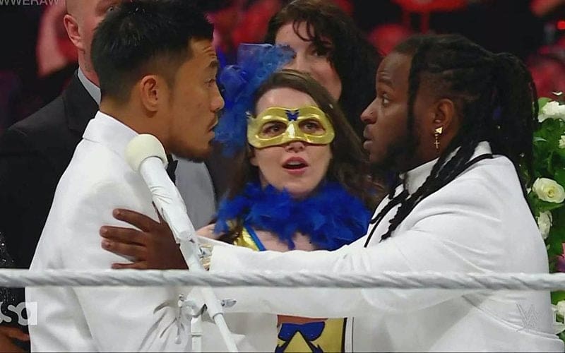 Fans Drag Double Wedding On WWE RAW This Week