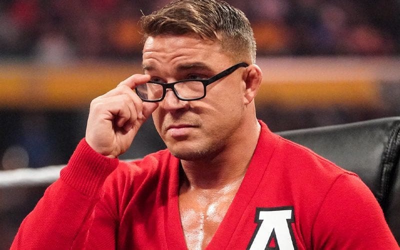 Kurt Angle Wants WWE To Push Chad Gable More