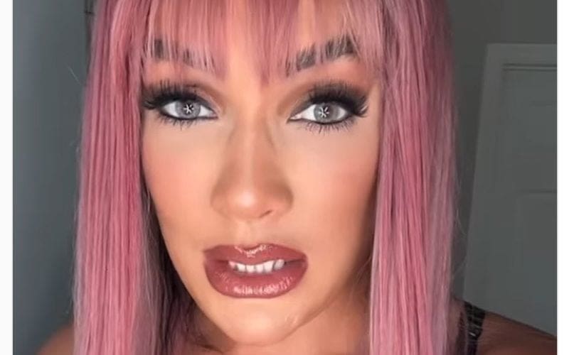 Nia Jax Debuts New Look With Pink Hair