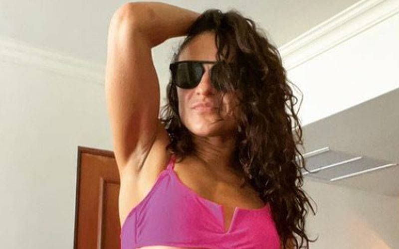 Thunder Rosa Shows Off Dieting Results With Pink Bikini Photo Drop