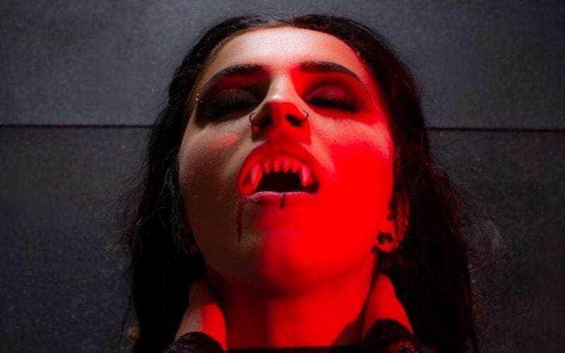Persia Pirotta Shows Her Fangs In Seductive Vampire Photo Drop