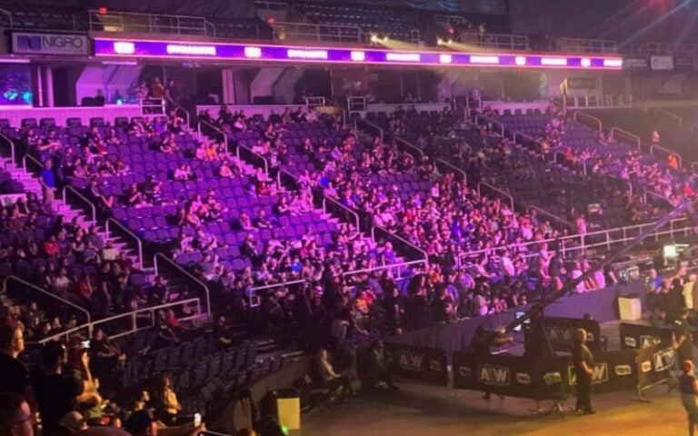 Crowd Shot During AEW Dynamite In Albany That Tony Khan Doesn’t Want ...